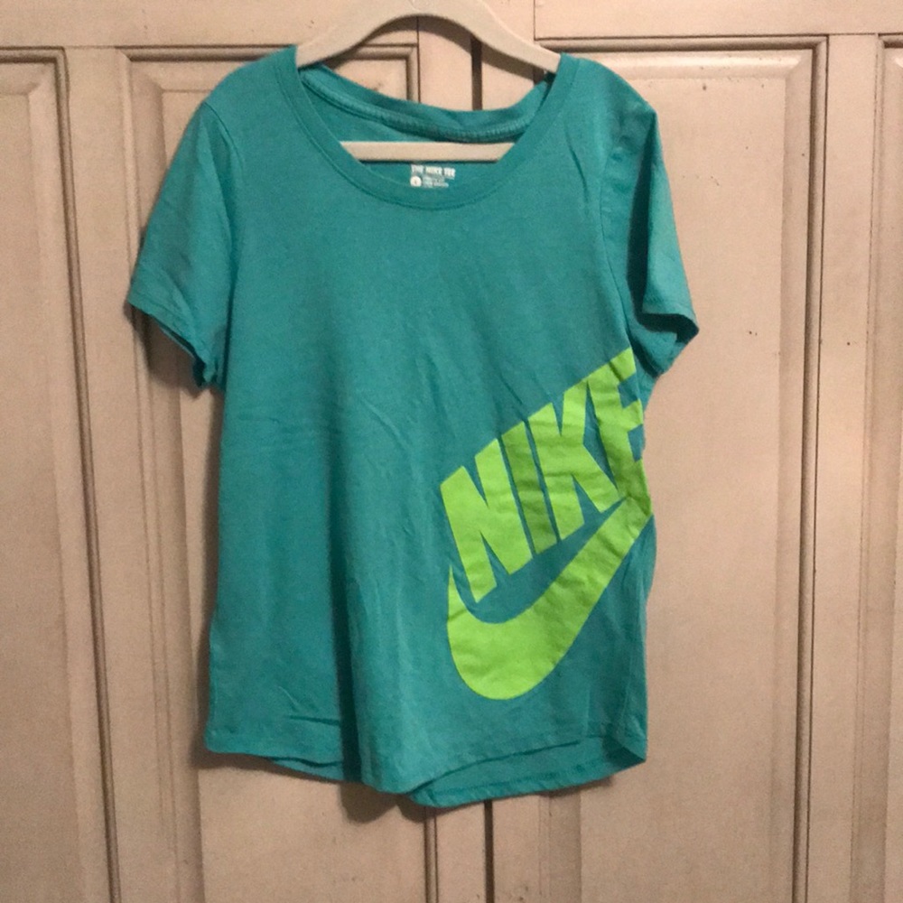 Teal Nike top